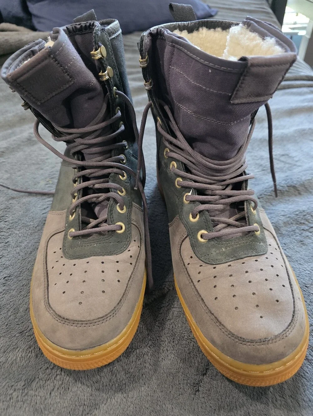 Men’s Nike SF Air Force One Premium Sherpa Sneakers Boots Size 11.5 - Picture 2 of 11